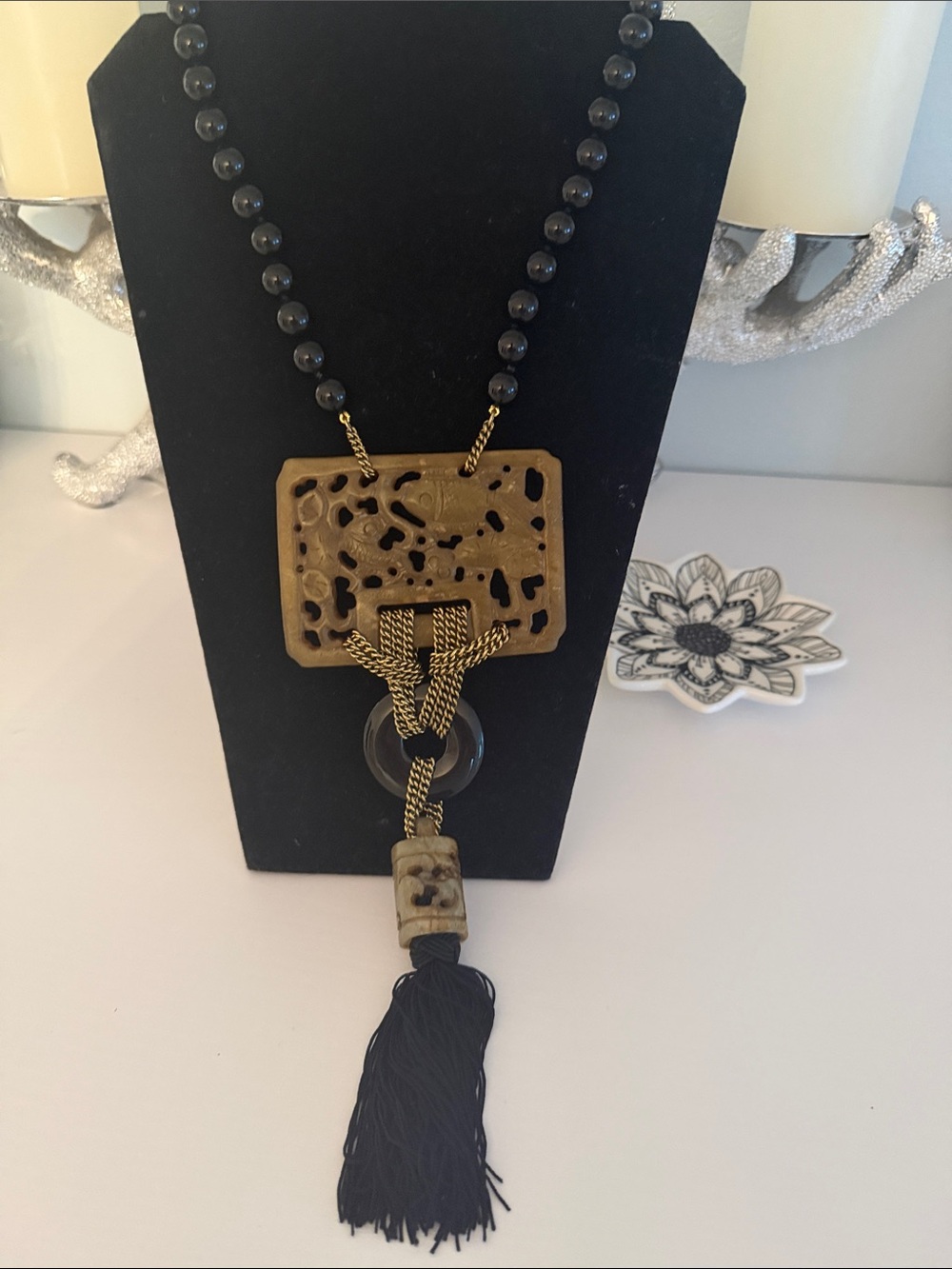 Vintage Oriental Heidi Daus chinoiswrie Necklace Pendant and Tassel